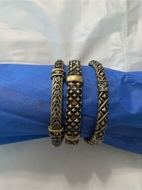 Antique Gold-Tone Textured Stackable Women's Stretch Bracelet Set